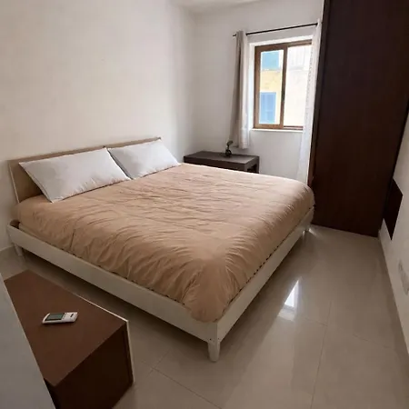 Luxury In Heart Of St Julian's With Sea View